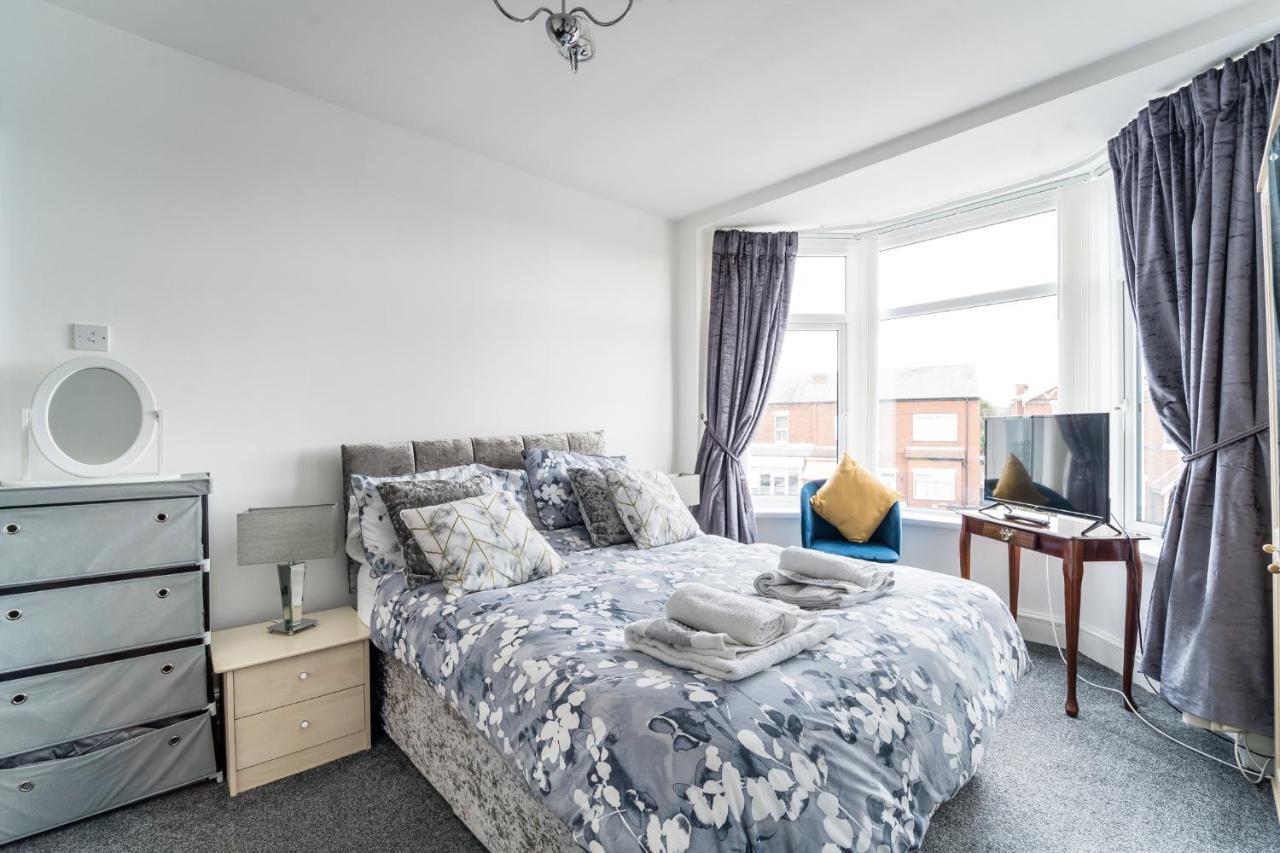 Birkdale Southport Boutique Apartment Sleeps 5 Kültér fotó